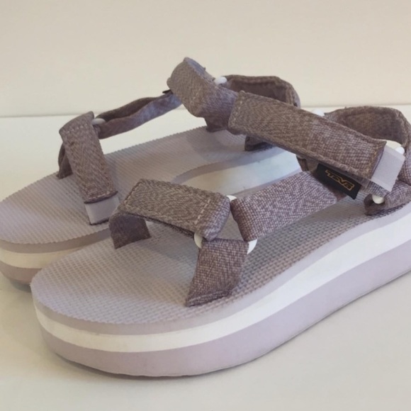 Teva Shoes - Teva Platform Sandal size 6